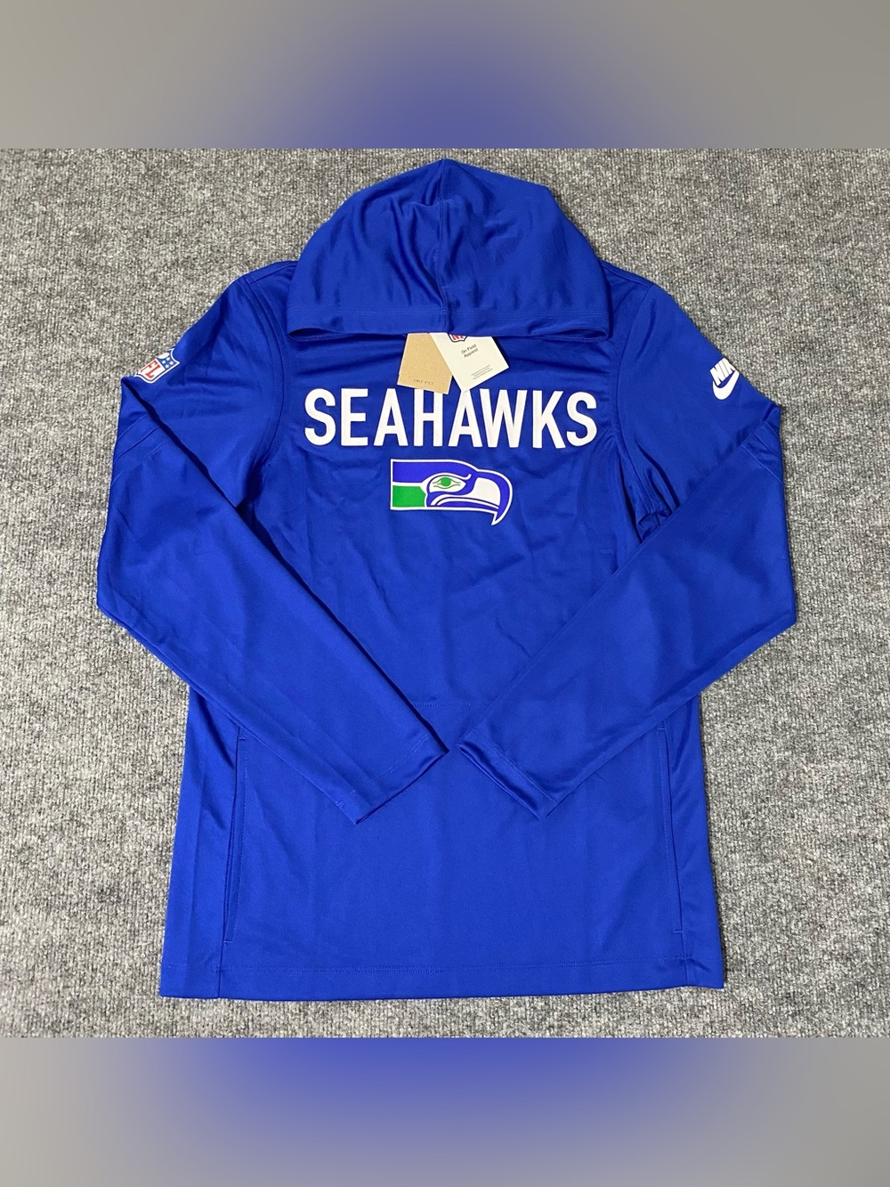 Nike Seattle Seahawks Lightweight Hooded Shirt Mens Small NWT